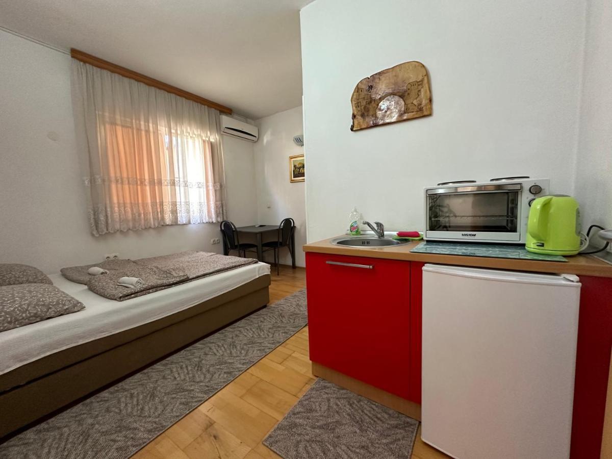 Villa Anja Apartments Мостар Экстерьер фото