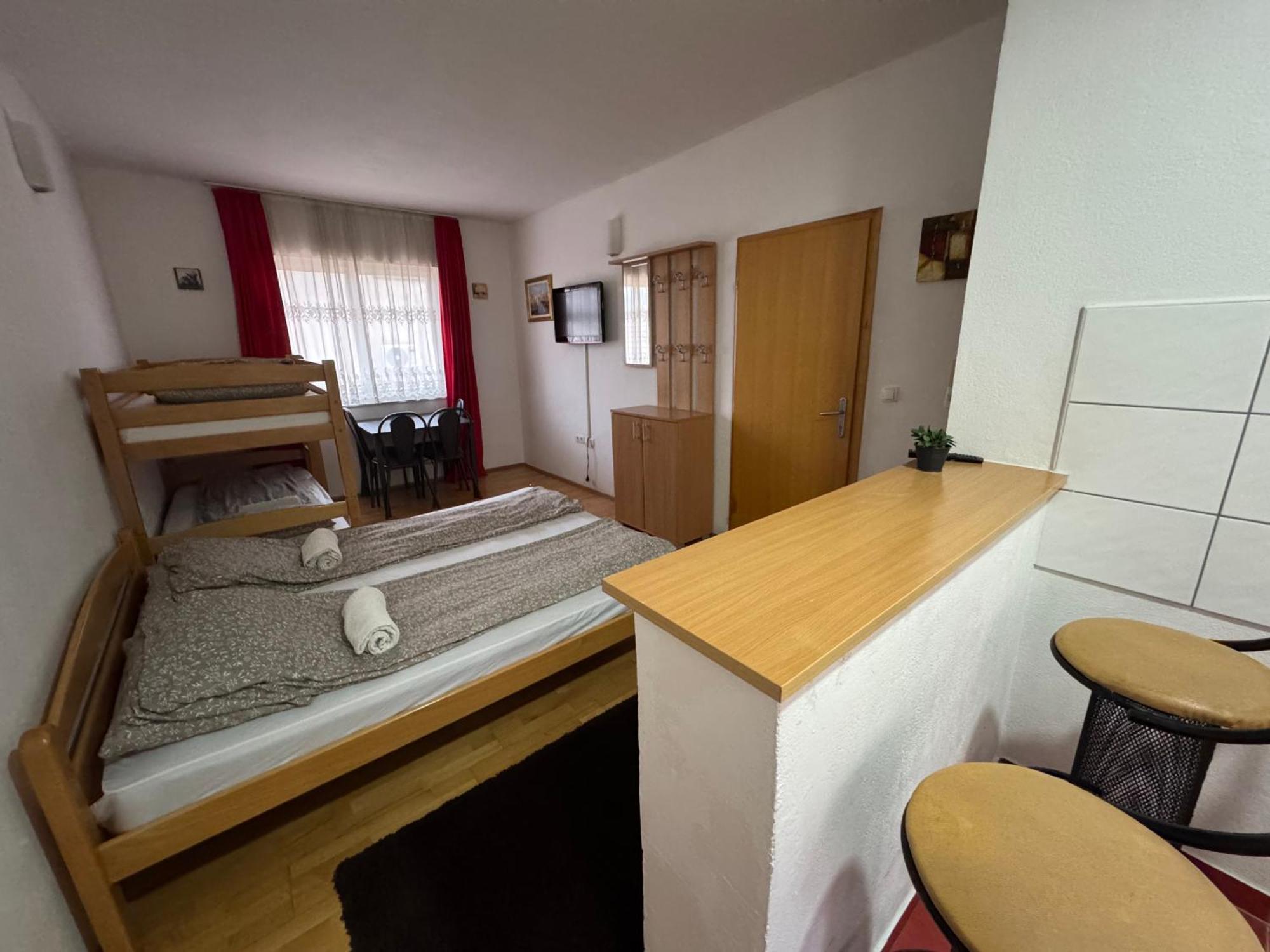 Villa Anja Apartments Мостар Экстерьер фото