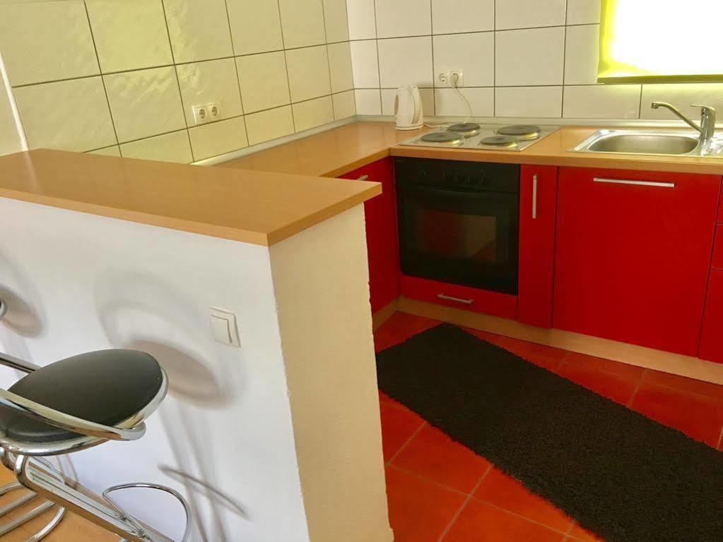 Villa Anja Apartments Мостар Экстерьер фото